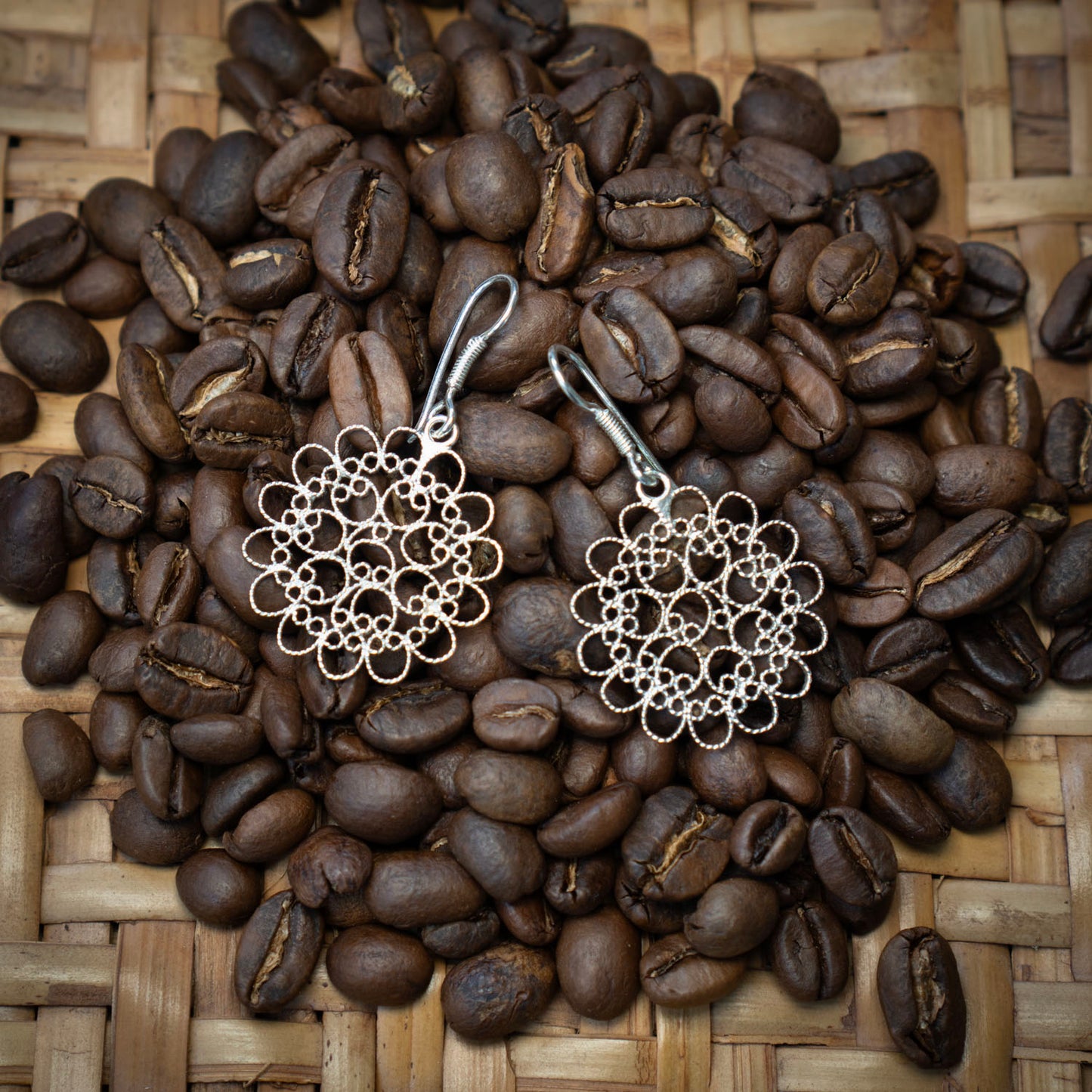 Elegant Caracol Statement Earrings