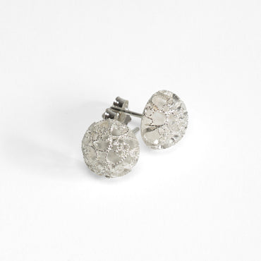 Lattice Dome Filigree Studs