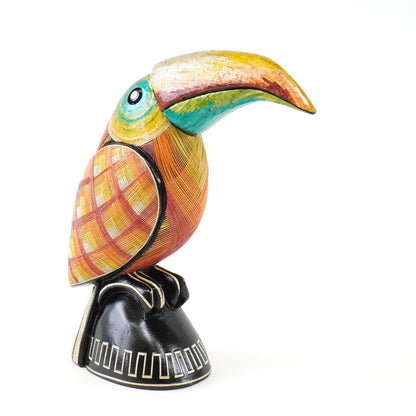 Toucan Tamo Sculpture